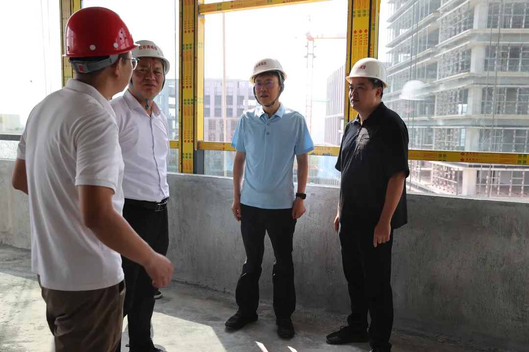 劉光榮督導重點項目建設和安全生產工作